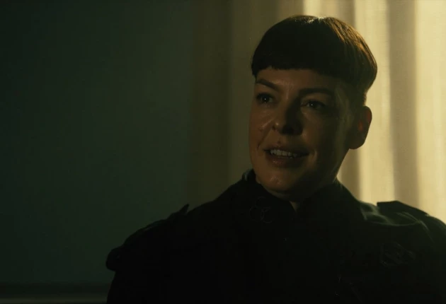 Момент из 3 серии сериала Выжившие